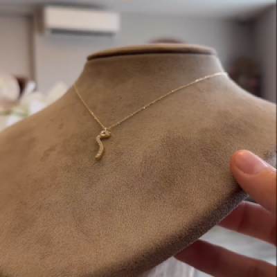 Aura Initial Necklace (Urdu / Arabic)