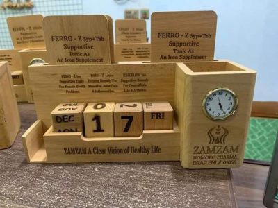 Customized Wooden Table Calendar